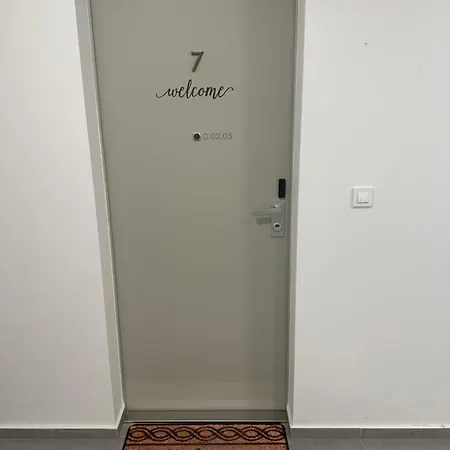 Number 7 Lägenhet